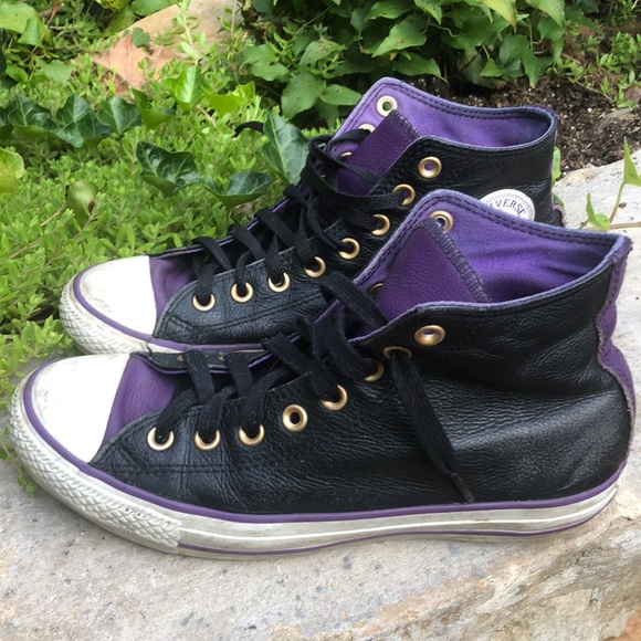 converse black and purple